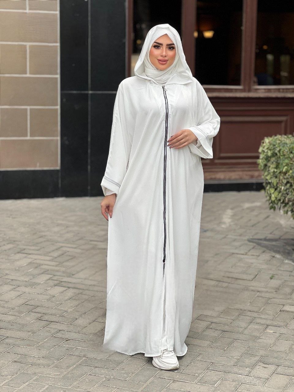 Hajj and Umrah Abaya, shiny ribbon, Zipper, Capuche, Pant, Royal Crepe, Casual